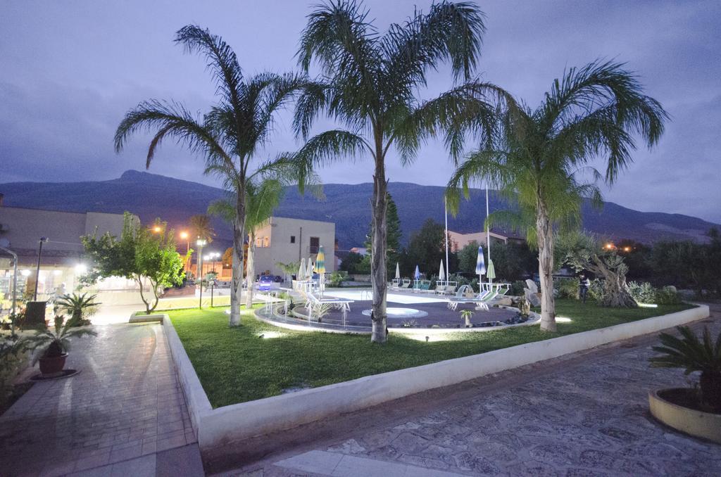 Hotel Oasi Da Paolo Castelluzzo Exteriér fotografie