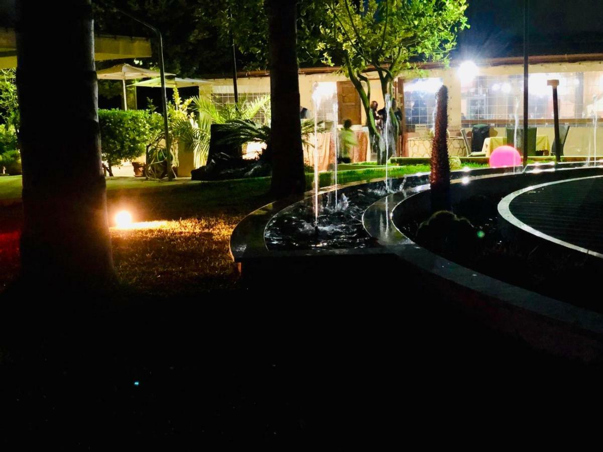 Hotel Oasi Da Paolo Castelluzzo Exteriér fotografie